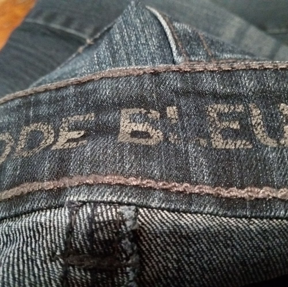 Code Bleu Jeans - Picture 5 of 7